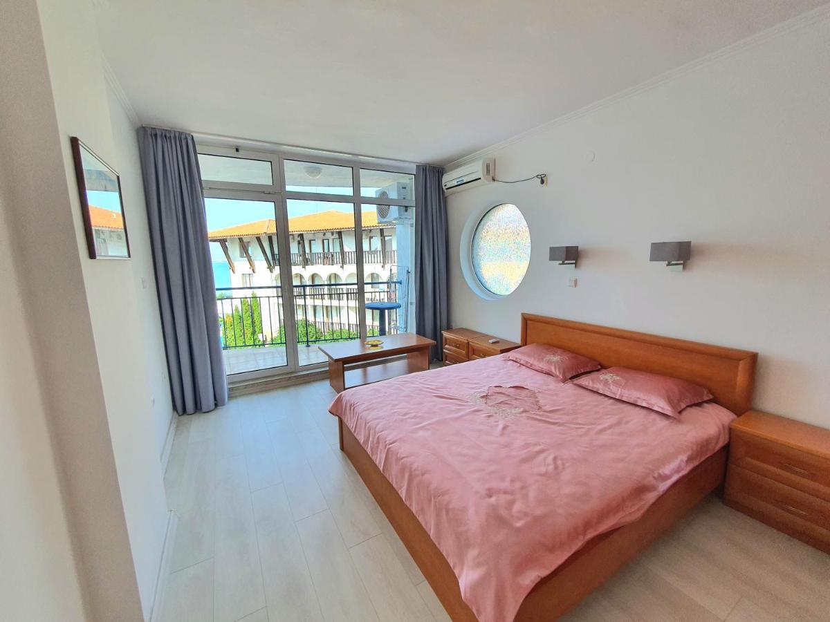 Sveti Vlas Marina Beach Apartment - Vega Village المظهر الخارجي الصورة
