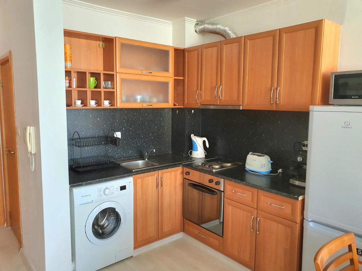 Sveti Vlas Marina Beach Apartment - Vega Village المظهر الخارجي الصورة