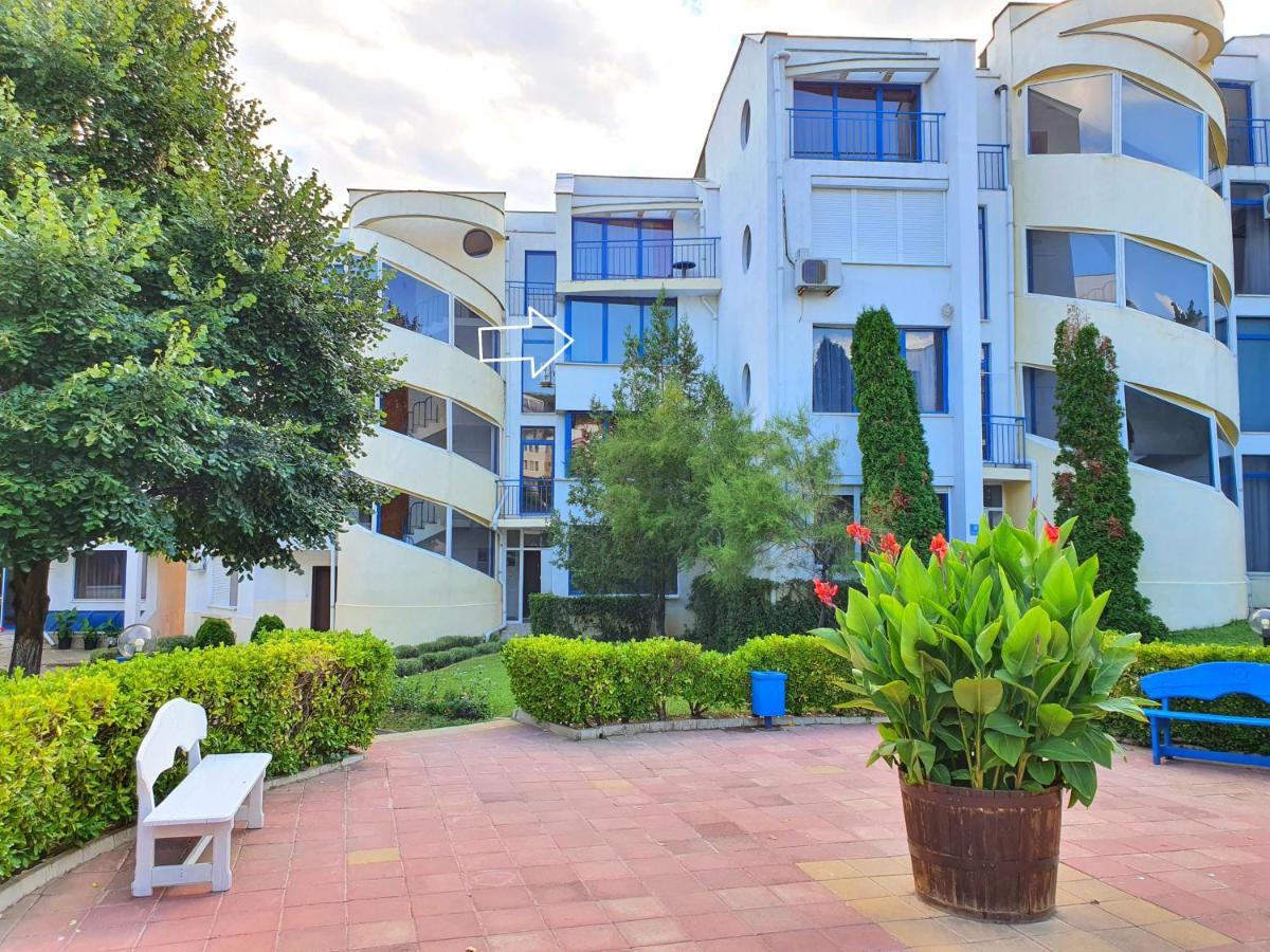 Sveti Vlas Marina Beach Apartment - Vega Village المظهر الخارجي الصورة